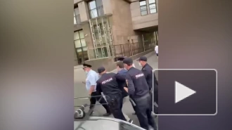 В Москве полиция задержала кандидата в депутаты Госдумы от "Яблока" Кирилла Гончарова