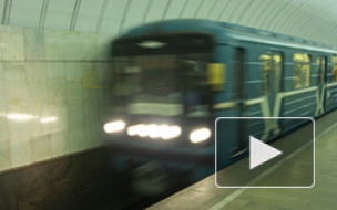 Мать толкнула коляску с ребенком на рельсы метро, повздорив с мужем