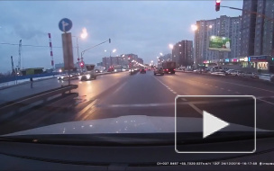 Подцепил пешехода.