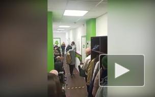 Петербуржцы вновь пожаловались на очереди в поликлиниках