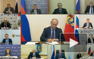 Поступление налогов в России сократилось на треть