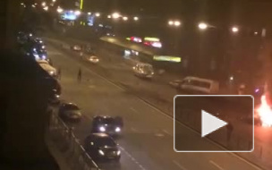 Появилось видео страшной аварии у станции метро Автово
