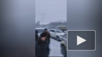 В Новгородской области столкнулись 30 машин на трассе