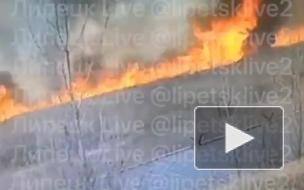 Пожарная машина сгорела при тушении травы под Липецком