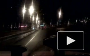 Автобус подрезал легковую на КАД (Питер) на скорости 