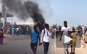СМИ сообщают, что в Сенегале в беспорядках погибли семь человек