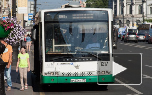 В автобусах до Пулково начали принимать оплату по банковским картам