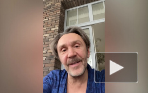 Шнуров назвал шуткой слова о том, что у него коронавирус