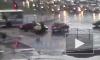 Видео: неизвестные угнали машину с водителем внутри во Фрунзенском районе