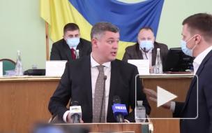 Украинские депутаты устроили потасовку из-за флага России