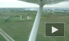 В Сеть попало видеозапись того, как самолет чуть не врезался в автомобиль 