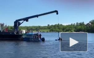 Пушку времен ВОВ подняли со дна Невы