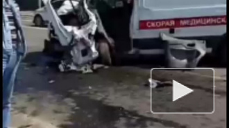 Видео: В Москве столкнулись "скорая", "Лексус" и фура