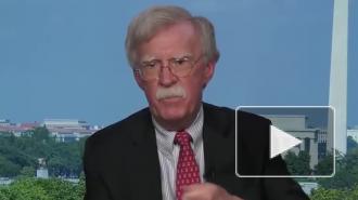 Болтон заявил, что Трамп не хотел слышать доклады разведки о России