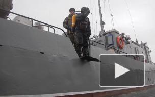 На Камчатке боевые пловцы устроили подводную стрельбу 