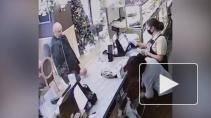 Петербуржец устроил дебош в кафе из-за просьбы надеть маску