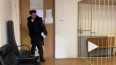 В Петербурге арестовали девушку, бросившую коктейль ...