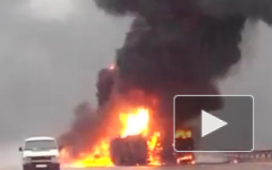 Под Симферополем в опрокинувшемся бензовозе заживо сгорел водитель