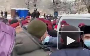 Митингующие в Ереване ушли от Дома правительства