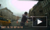 Двое мужчин подрались на проезжей части Невского проспекта и попали на видео