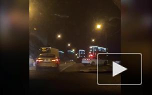 В ДТП с легковушкой и трактором на Октябрьской набережной пострадала женщина