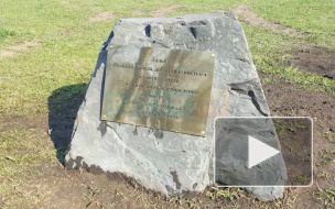 Делагаты из бывших стран СССР возложили цветы на Пискаревском кладбище