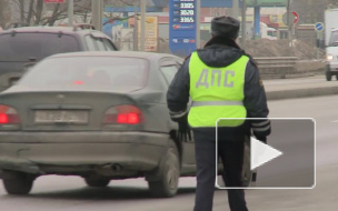 Женщина родила ребенка прямо на посту ГИБДД на Пулковском шоссе