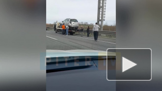 Видео: фургон устроил массовое ДТП на КАД