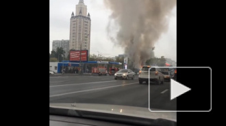 Москвичей шокировало видео с горящим автобусом на Кутузовском проспекте