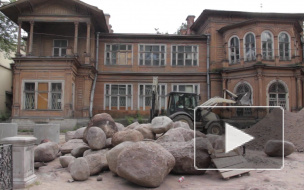 Петербуржцев зовут веселиться в аварийно-опасной даче Громова