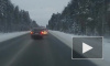 В сети опубликовали видео момента ДТП в Карелии: иномарка вылетела в кювет при обгоне