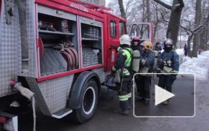 Бойцы МЧС ликвидировали пожар на "Электросиле" за полчаса