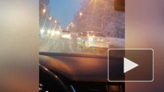Легковушка столкнулась с внедорожником в Парголово