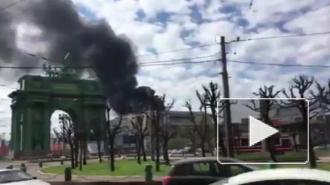 Санкт-Петербург: Пожар на крыше Кировского универмага попал на видео