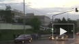 В Петербурге автобус протаранил трамвайную остановку, ...