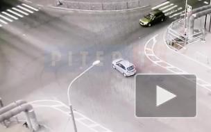 Появилось видео момента столкновения на перекрестке Бестужевской и Замшиной улиц