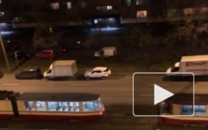 На проспекте Солидарности собралась пробка из трамваев 