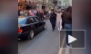 В центре Москвы задержали восемь человек, танцевавших на дороге