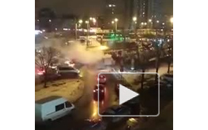 Видео: На юге Петербурга полыхала ГАЗель