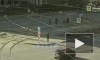 Видео: в Московском районе иномарка врезалась в трамвайную остановку