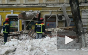 В сети опубликовано видео момента обрушения дома в Саратове и его последствий