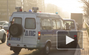 Семь автомобилей столкнулись на 45-м километре КАД, авария привела к серьезным пробкам, выясняются причины