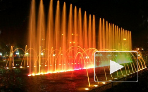 Сезон фонтанов в Петербурге начался с открытия фонтана на Манежной площади и «Шара» на Малой Садовой