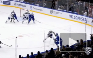 Московский ЦСКА продолжил победную серию, обыграв СКА