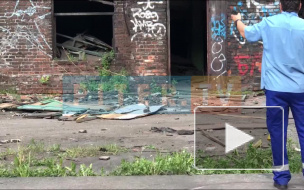 На территории завода "Красный Треугольник" подросток повредил ногу