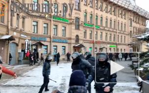 В МВД сообщили, что полицейский с табельным оружием в Петербурге действовал обоснованно