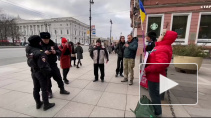 На Малой Садовой одиночными пикетами поддержали крымских татар