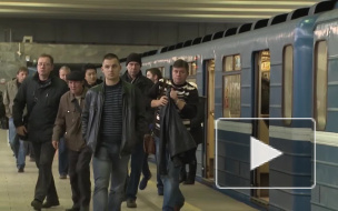 На станции метро "Улица Дыбенко" скончался пассажир