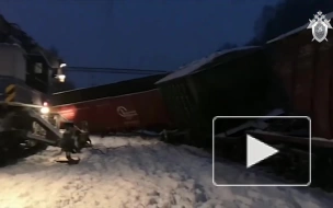 В Кировской области грузовой поезд сошел с рельсов