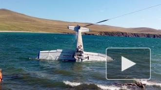 Видео: В акватории Байкала совершил аварийную посадку на воду частный самолет